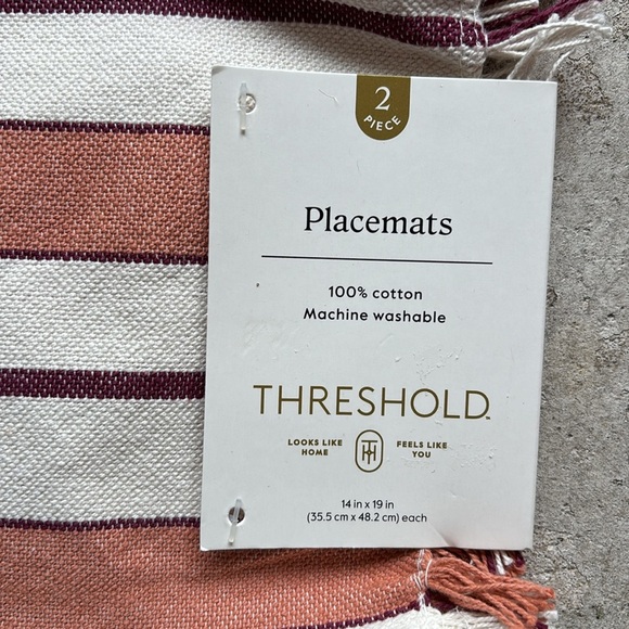 Threshold placemats set of 4 new 🆕 - Picture 3 of 3